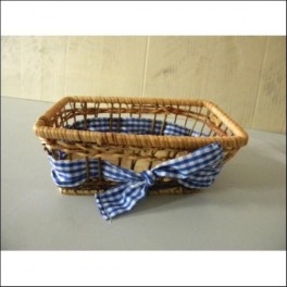 Mandje Riet met Blauwe Strik 13 x 20 x 8 cm